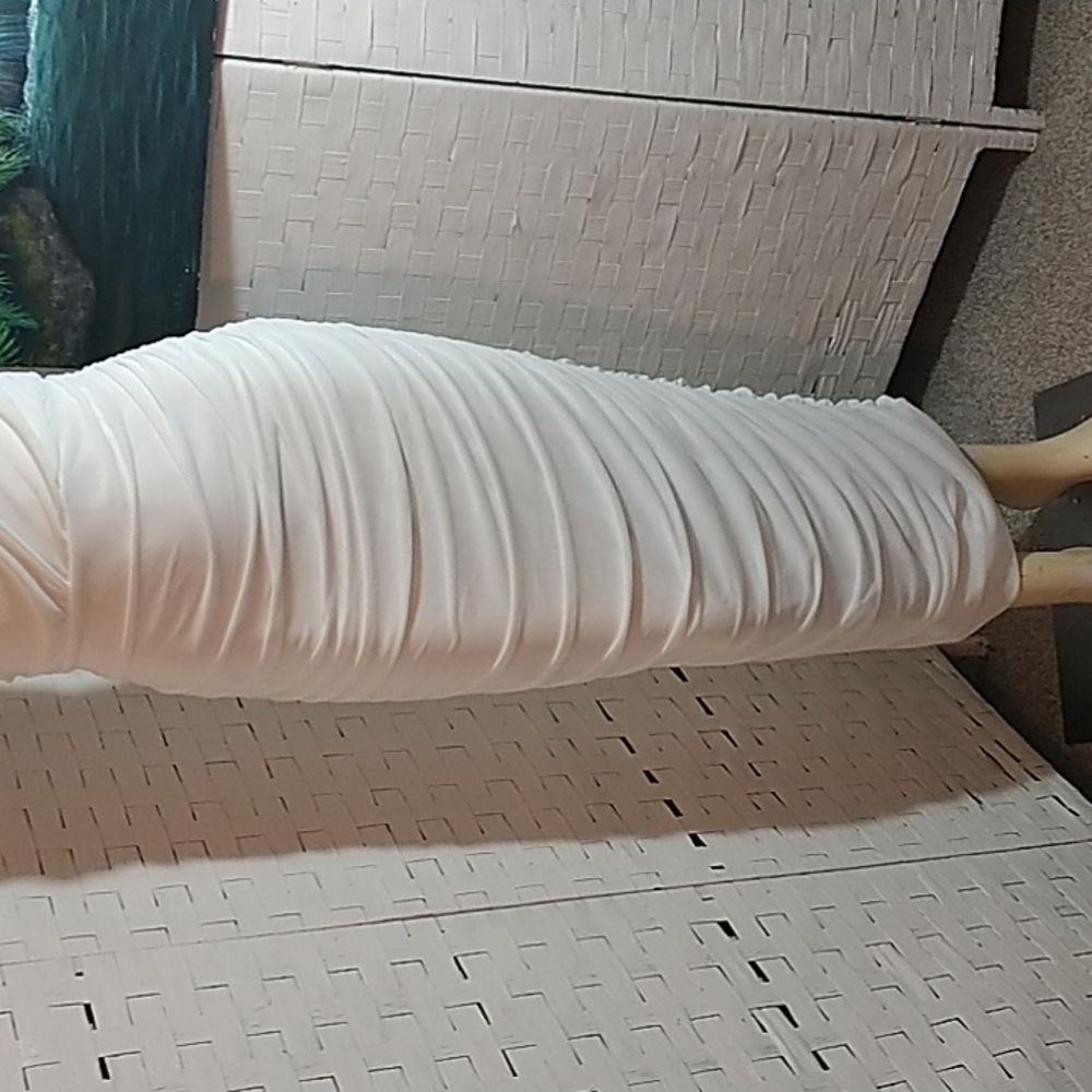 White Ruched Knit Maxi - Picture 2 of 7